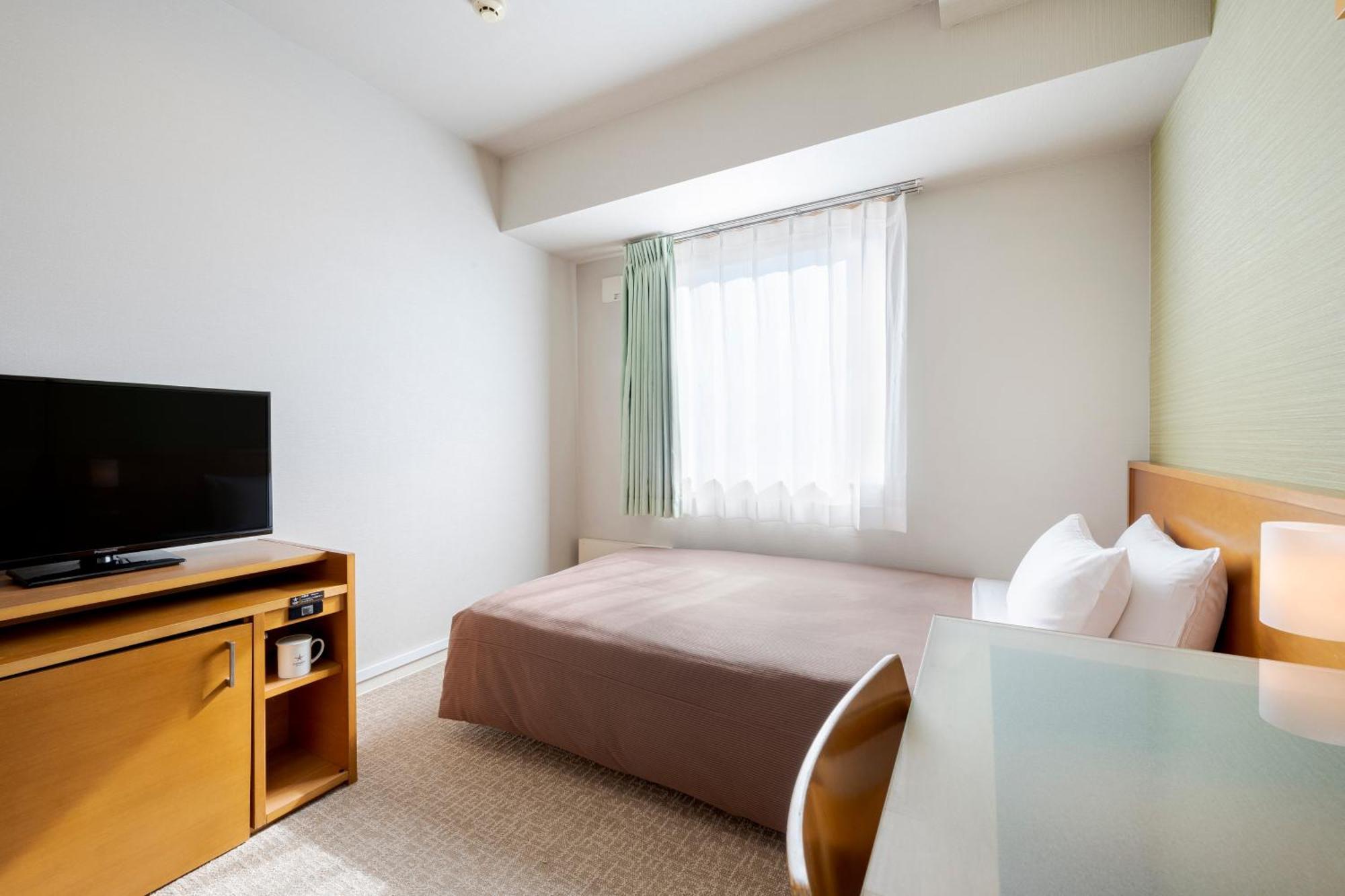 Candeo Hotels Ueno Park Токио Стая снимка