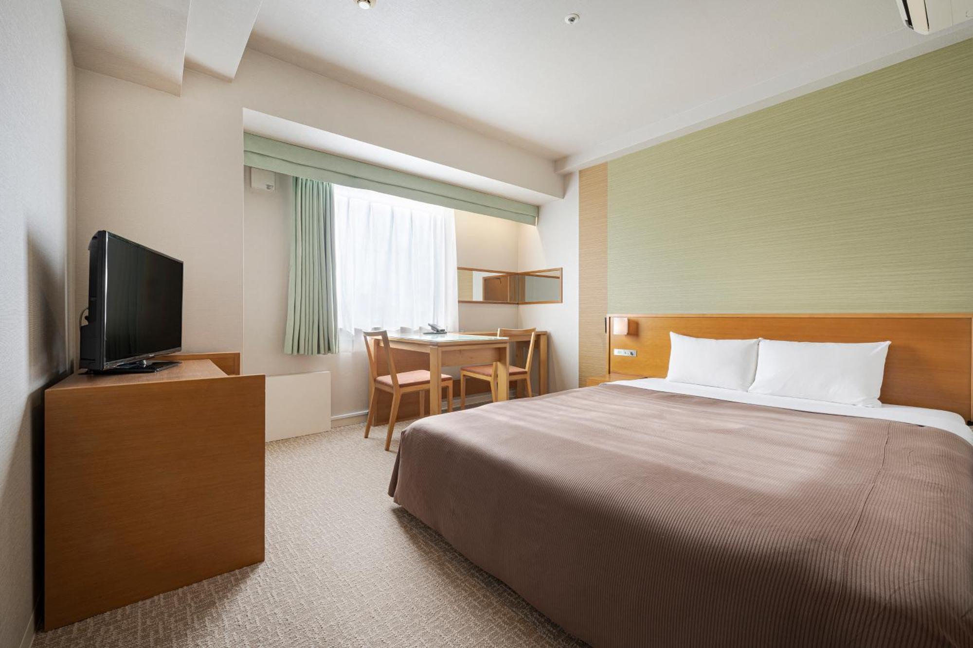 Candeo Hotels Ueno Park Токио Стая снимка